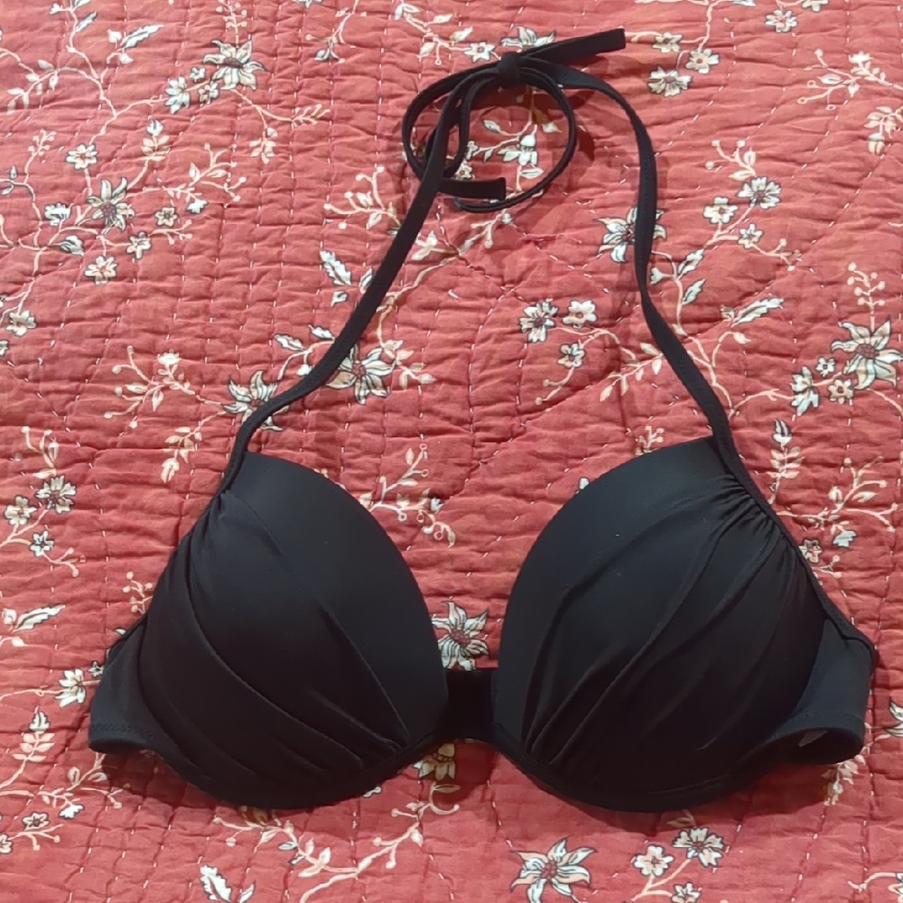 Shade & Shore Black Bikini Top